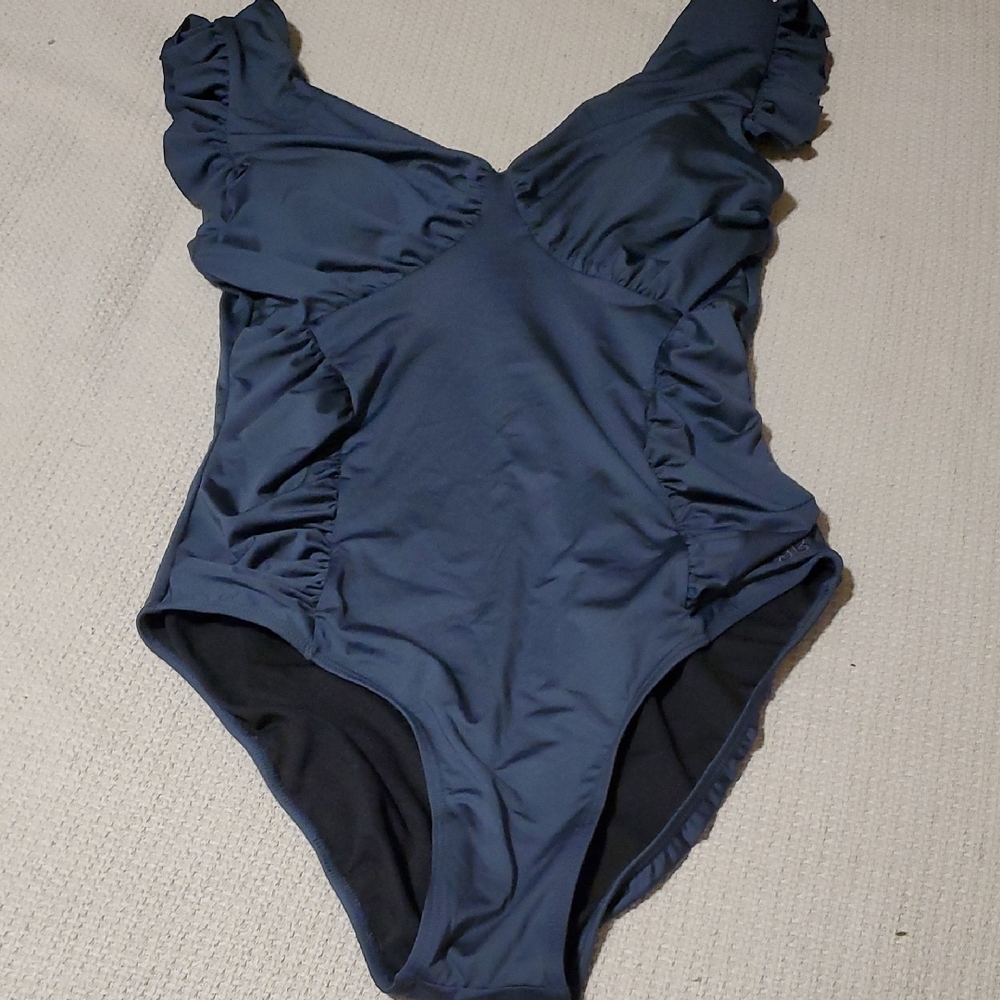 Albion Black Apparel